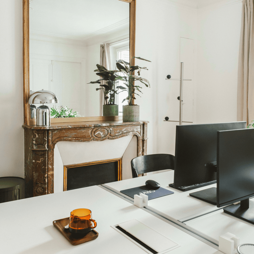 Oceania_Bureau 2